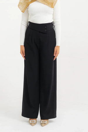 Black Pleated Pant With Belt