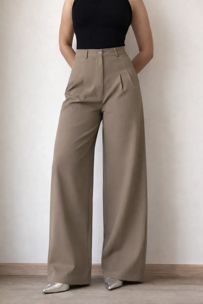 Sand Wide leg Pleated Pant