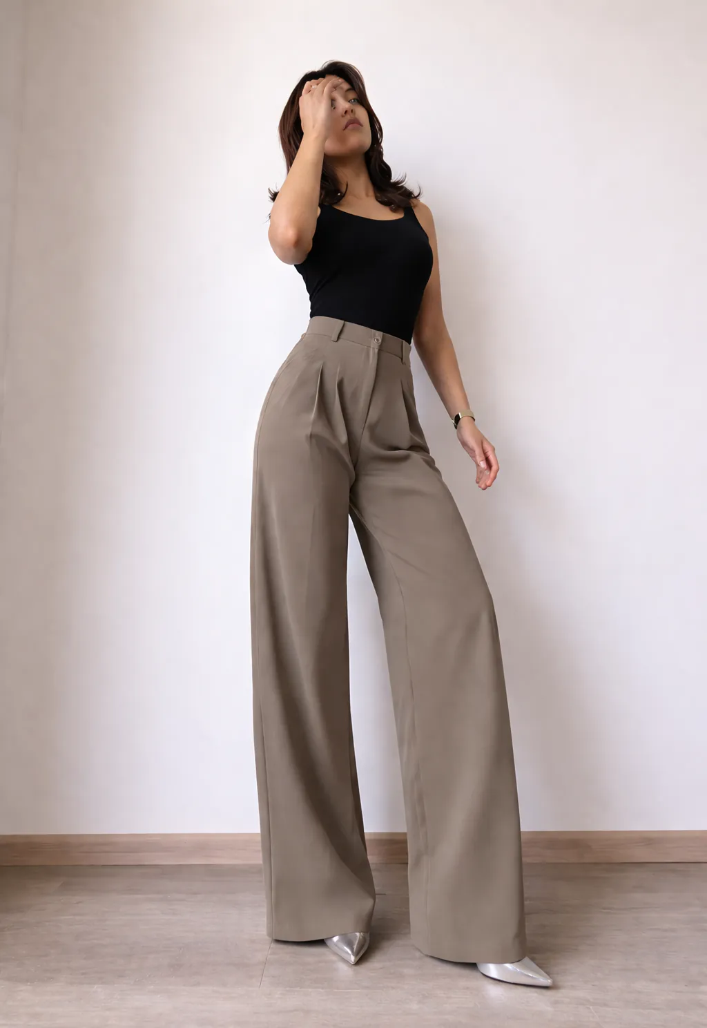 Sand Wide leg Pleated Pant
