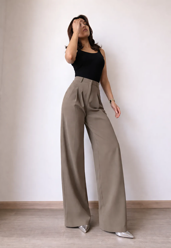 Sand Wide leg Pleated Pant