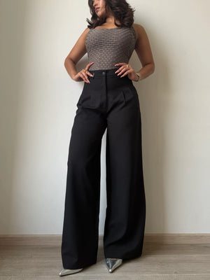 Black  Wide leg Pleated Pant