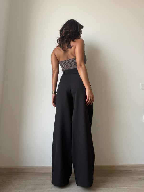 Black  Wide leg Pleated Pant